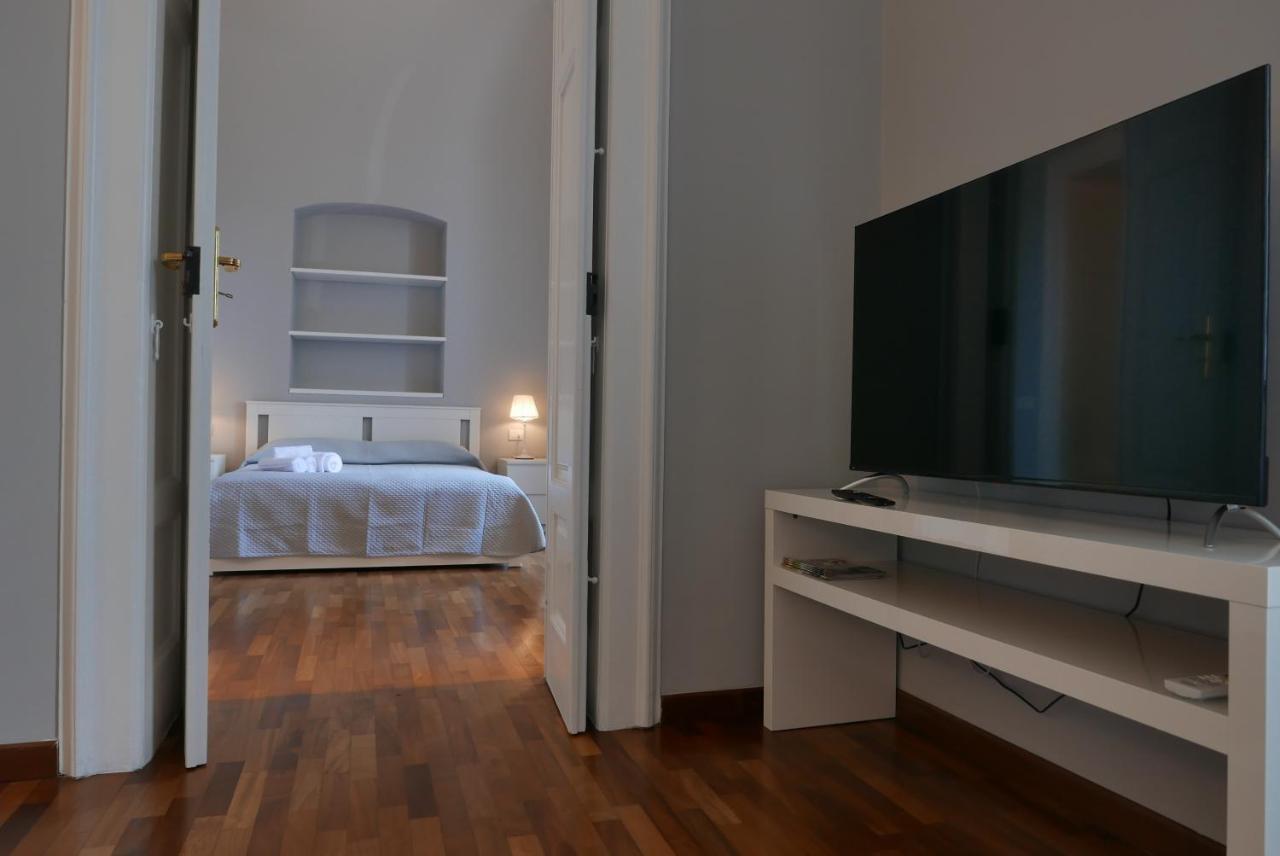 Suite 261 - Intero Appartamento Nel Centro Di Bari Eksteriør billede