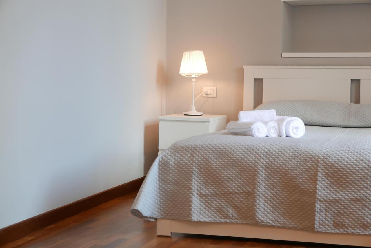 Suite 261 - Intero Appartamento Nel Centro Di Bari Eksteriør billede