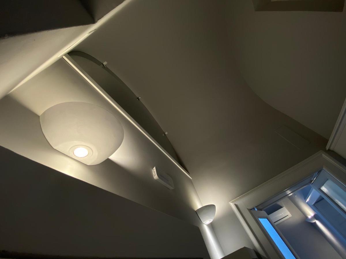 Suite 261 - Intero Appartamento Nel Centro Di Bari Eksteriør billede