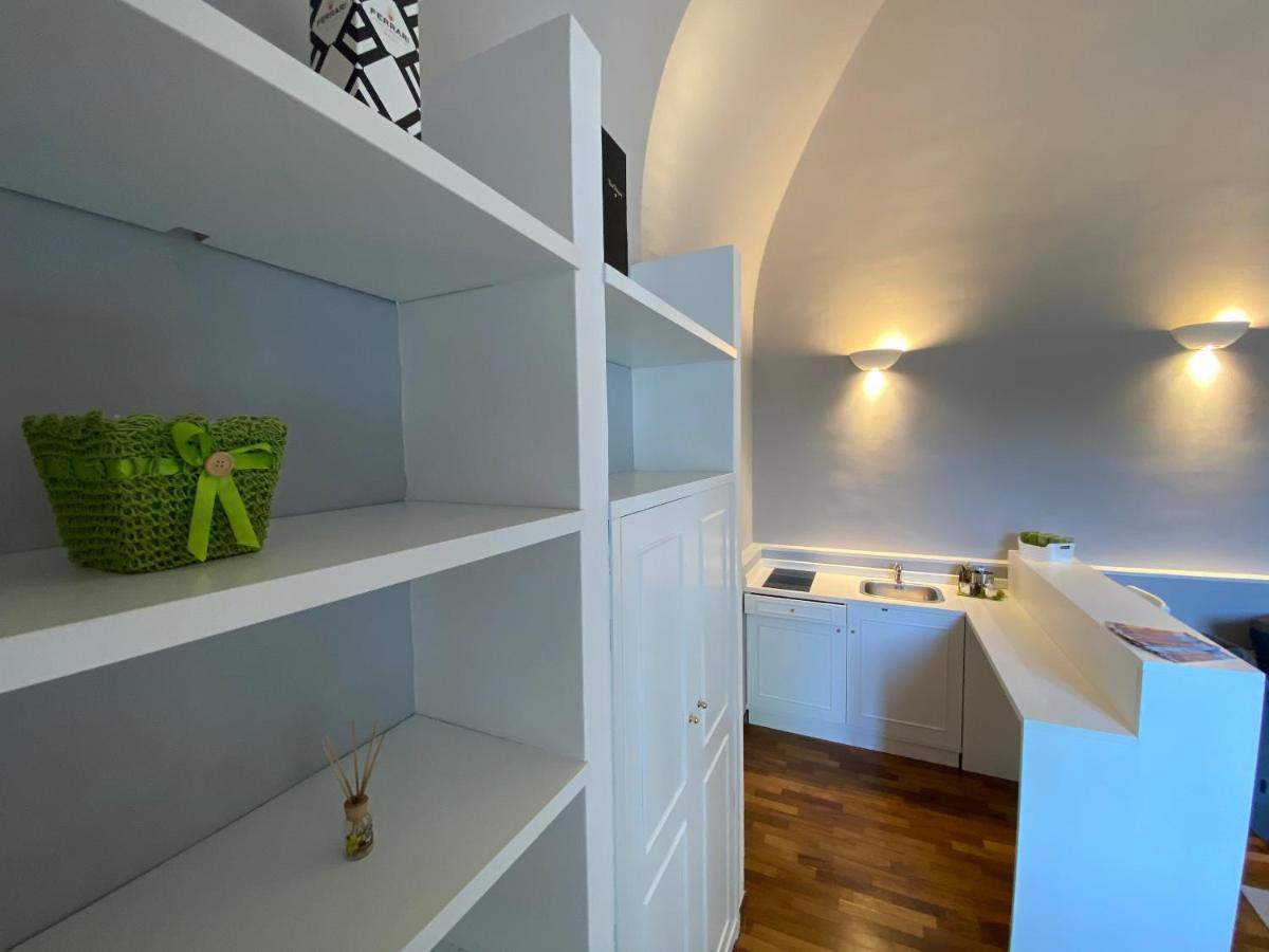 Suite 261 - Intero Appartamento Nel Centro Di Bari Eksteriør billede